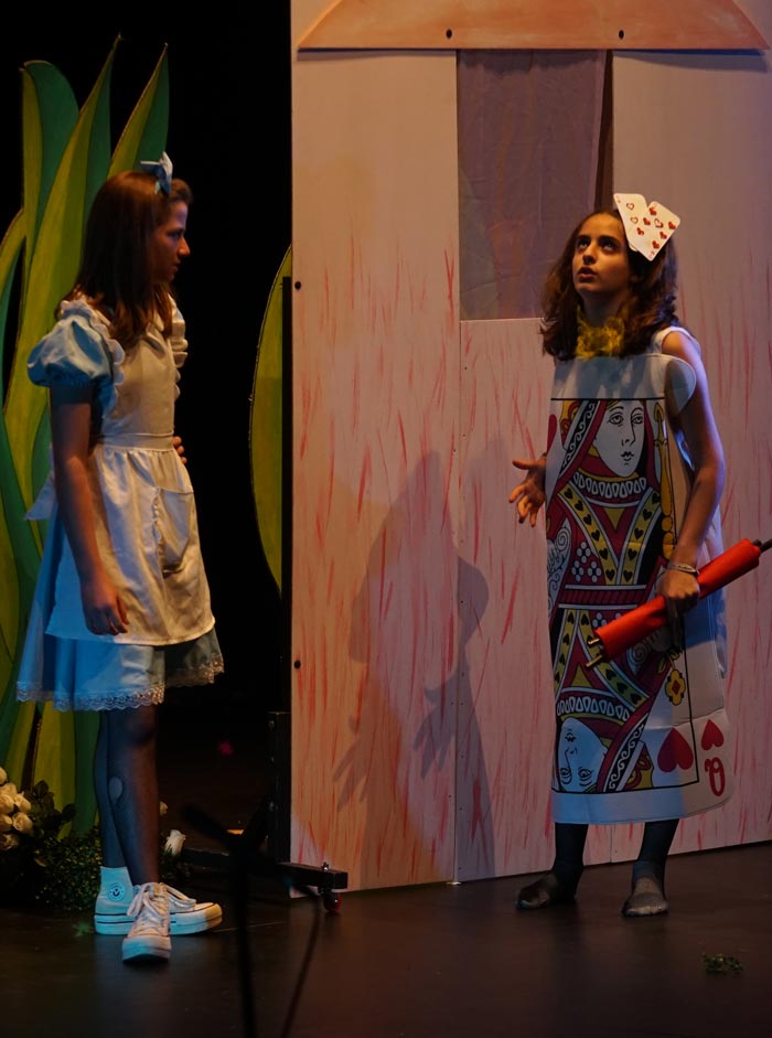 Teatro infantil "Alicia en el país de las maravillas" de butaca 78 eserlekua
